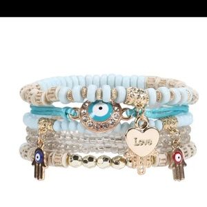 NWT- evil eye with hamsa charms 🧿 🪬
